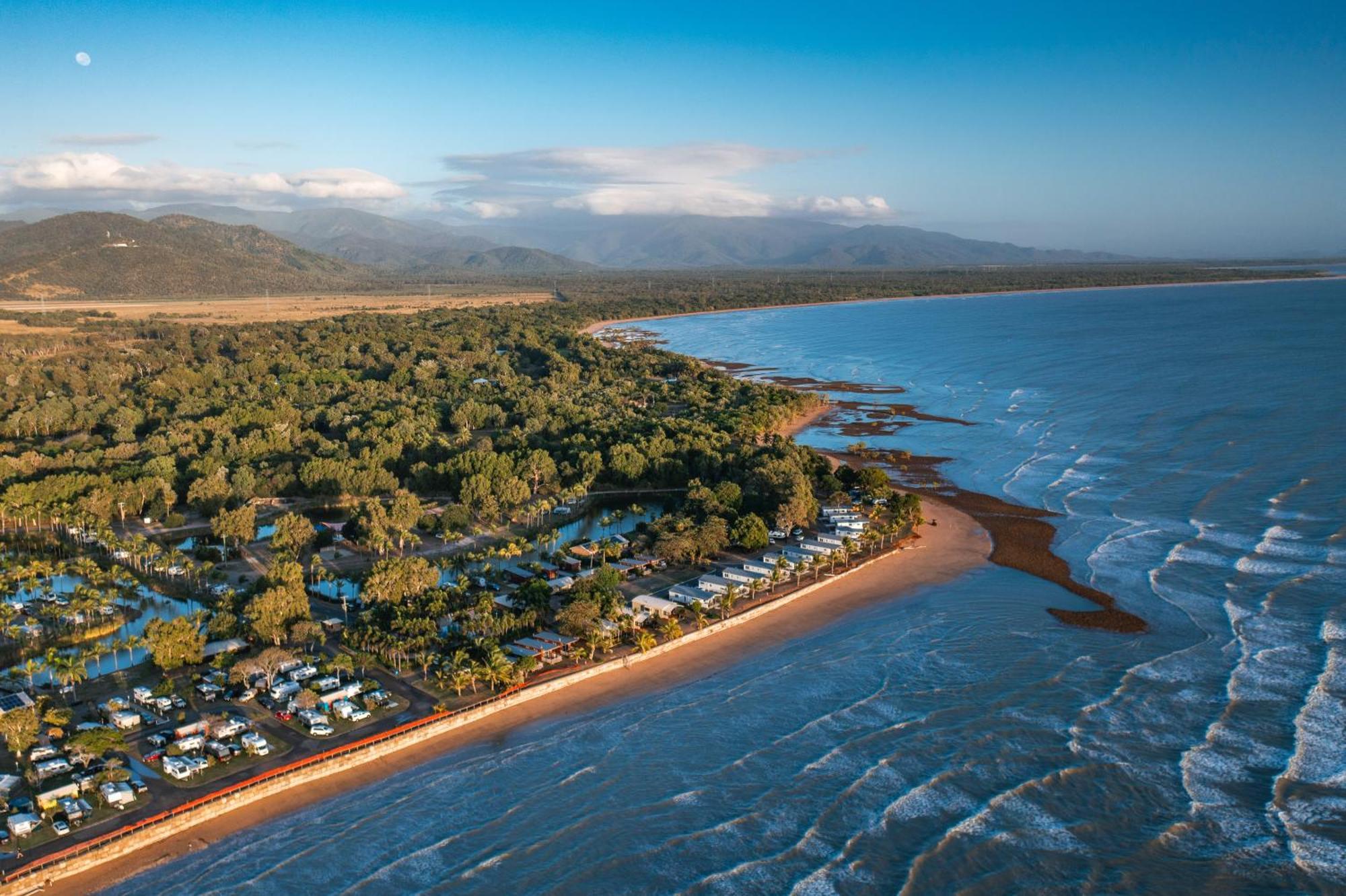 Tasman Holiday Parks - Rollingstone Zewnętrze zdjęcie