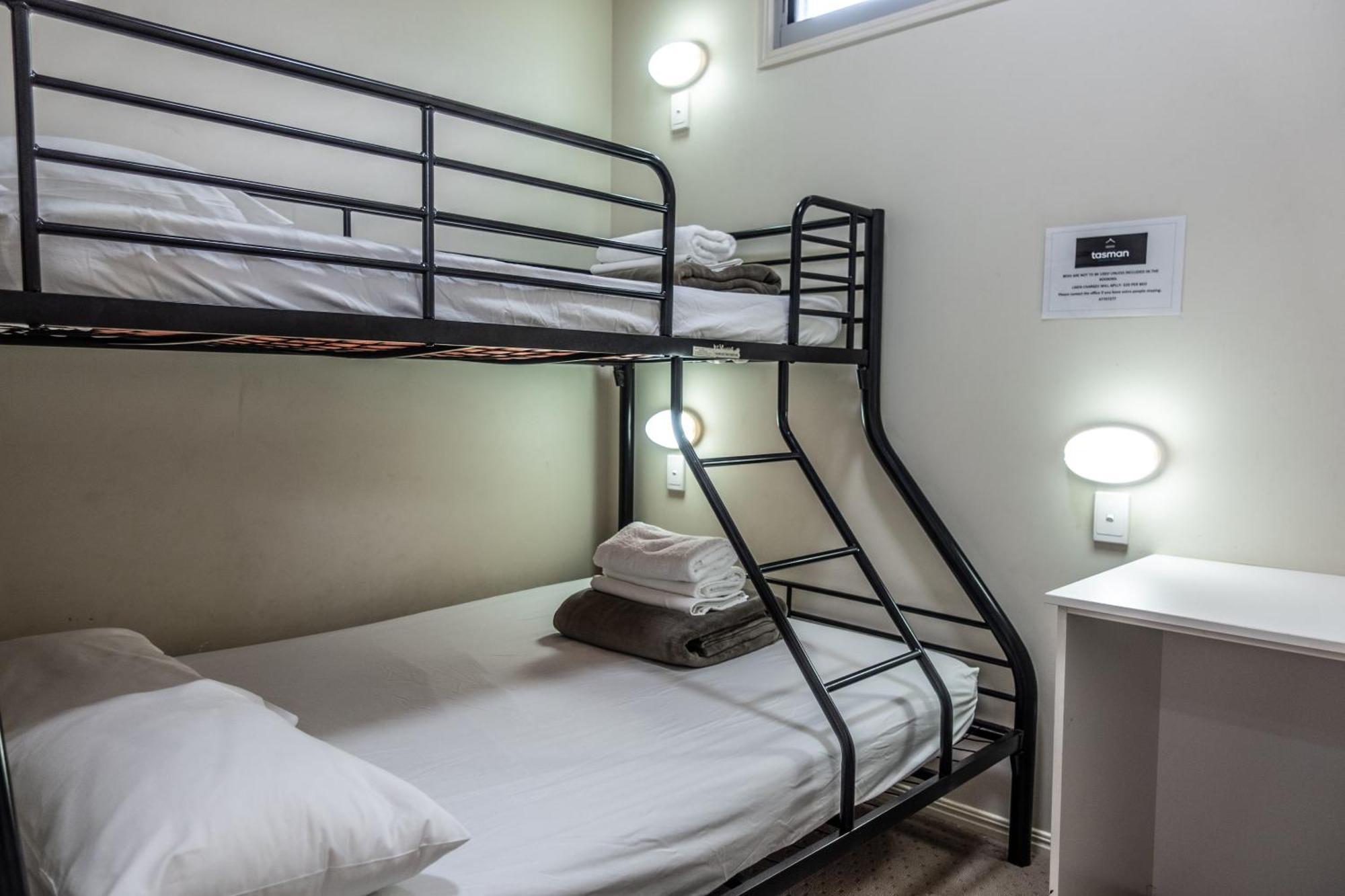 Tasman Holiday Parks - Rollingstone Zewnętrze zdjęcie