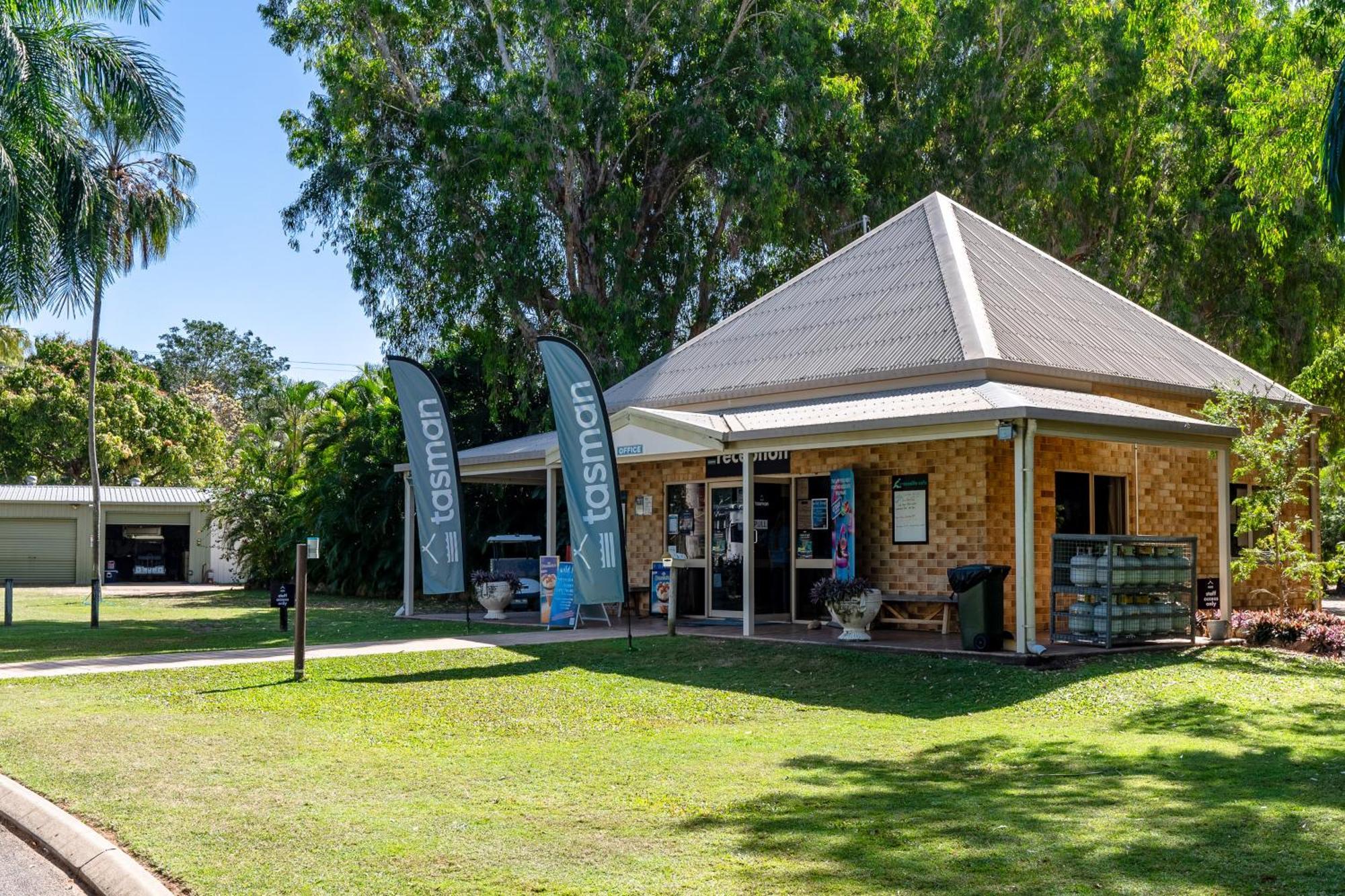 Tasman Holiday Parks - Rollingstone Zewnętrze zdjęcie